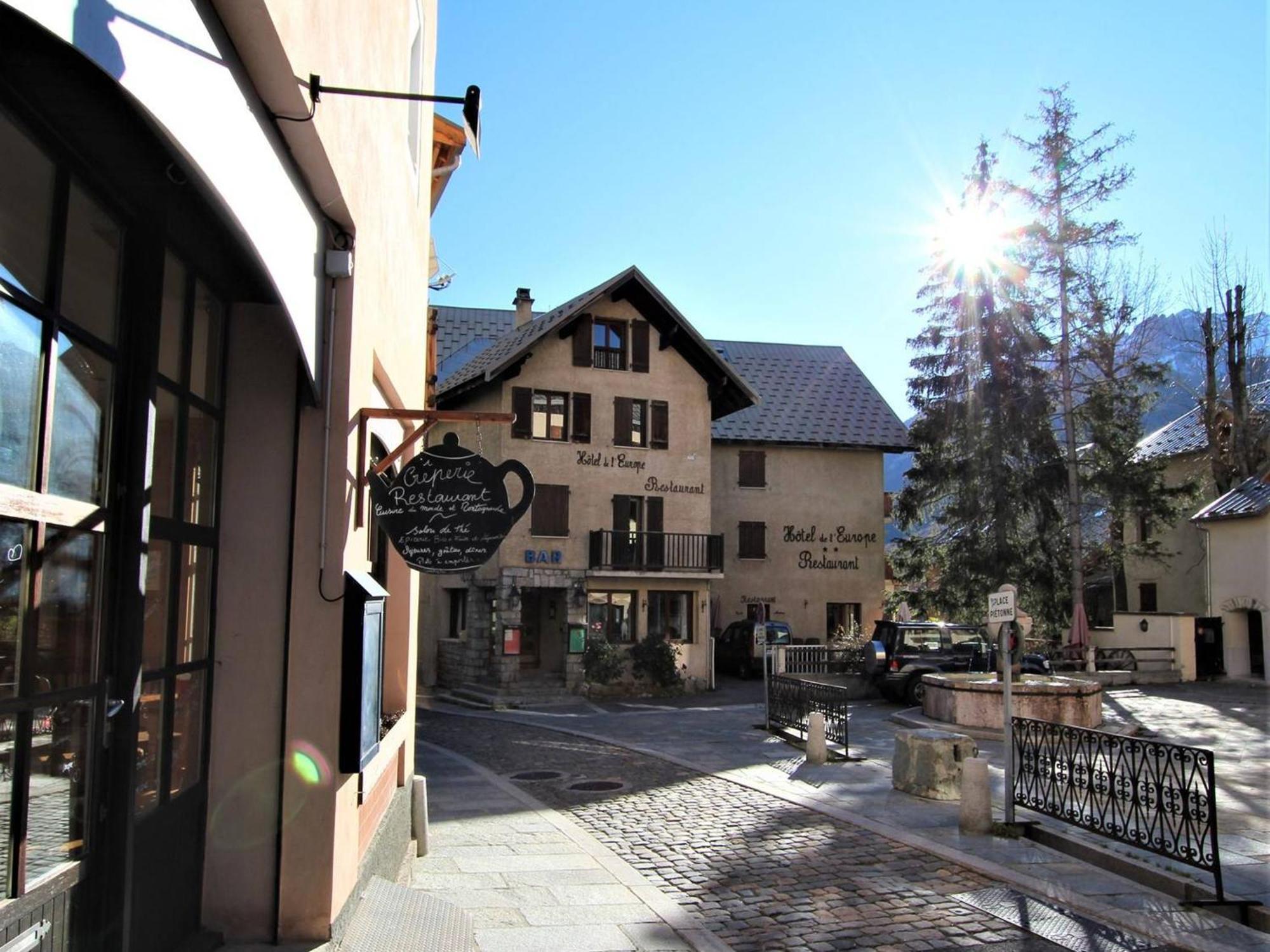 Grand Appartement 4 Chambres, Proche Centre Et Pistes, Parking Privatif - Fr-1-330F-144 蒙乃第耶-勒潘 外观 照片